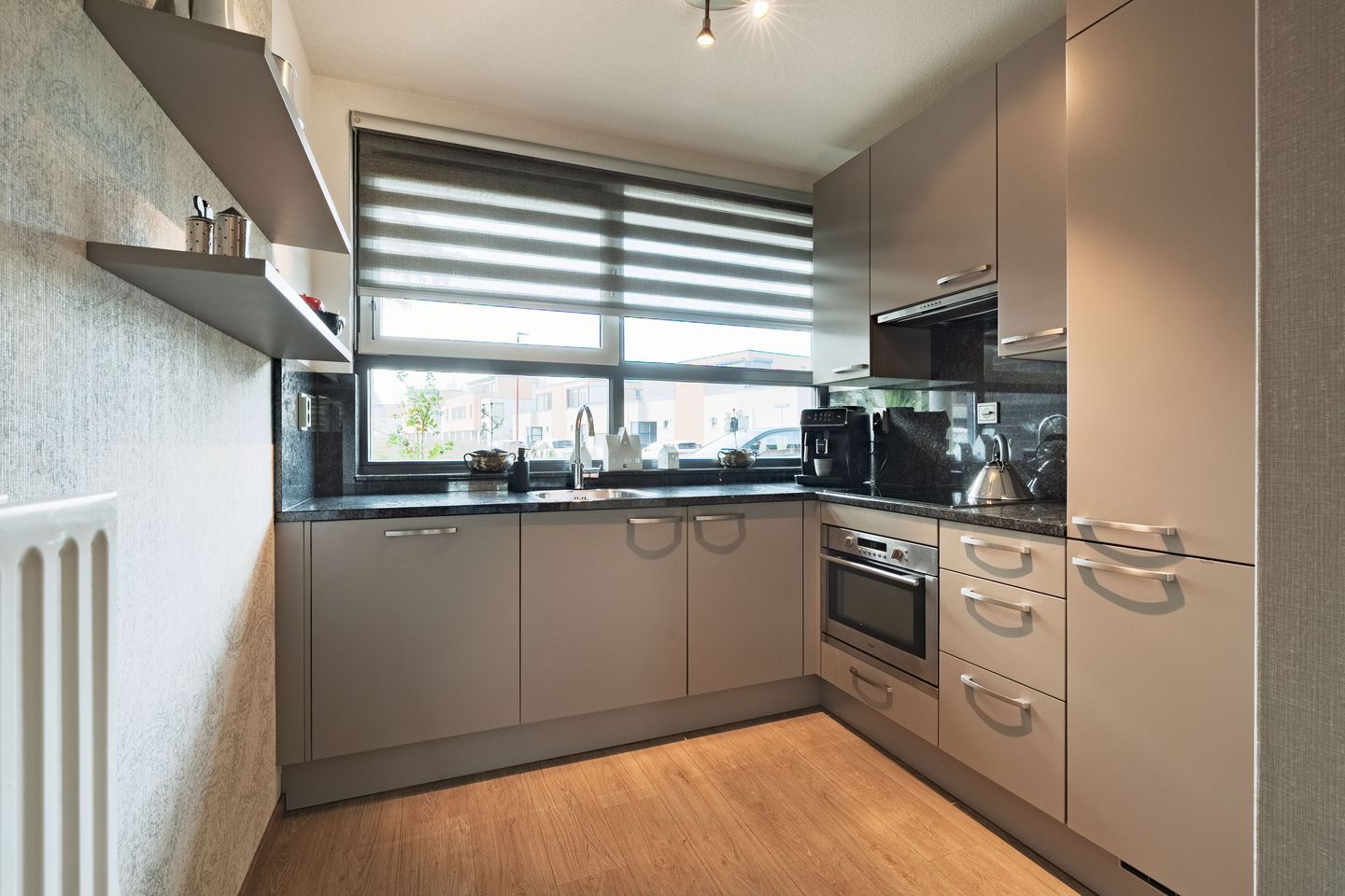 Foto 10 van Pieter Aertsenhage 68