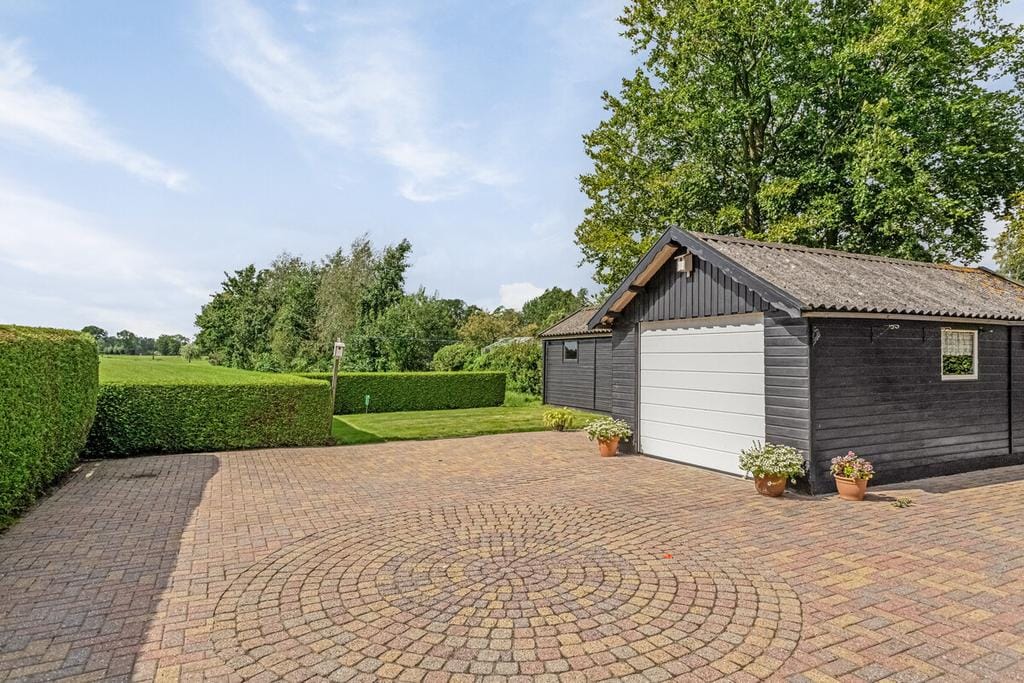 Foto 30 van Van Akenwei 13