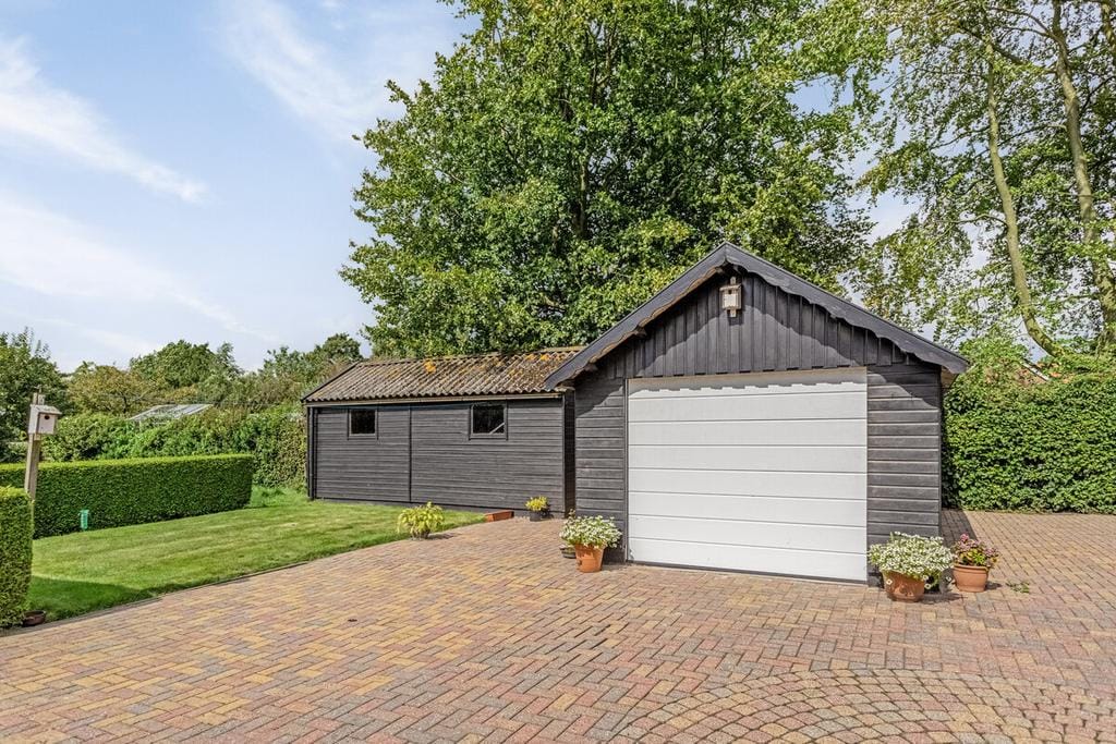 Foto 33 van Van Akenwei 13