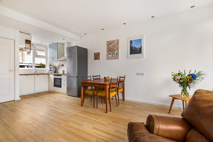 Foto 3 van Thomas à Kempisstraat 10