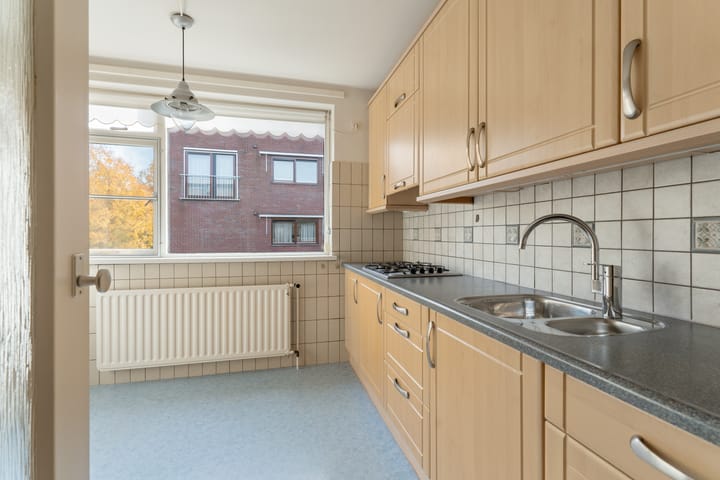 Photo 3 of Parkstraat 15