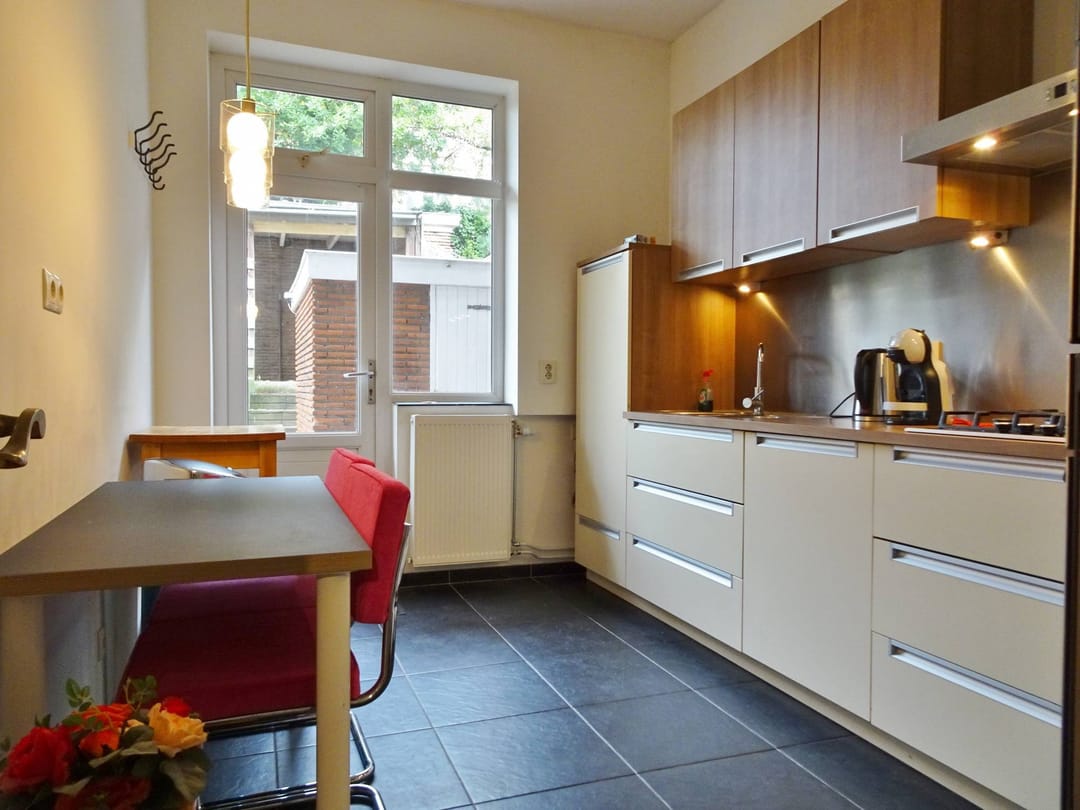 Foto 8 van Gevers Deynootweg 30