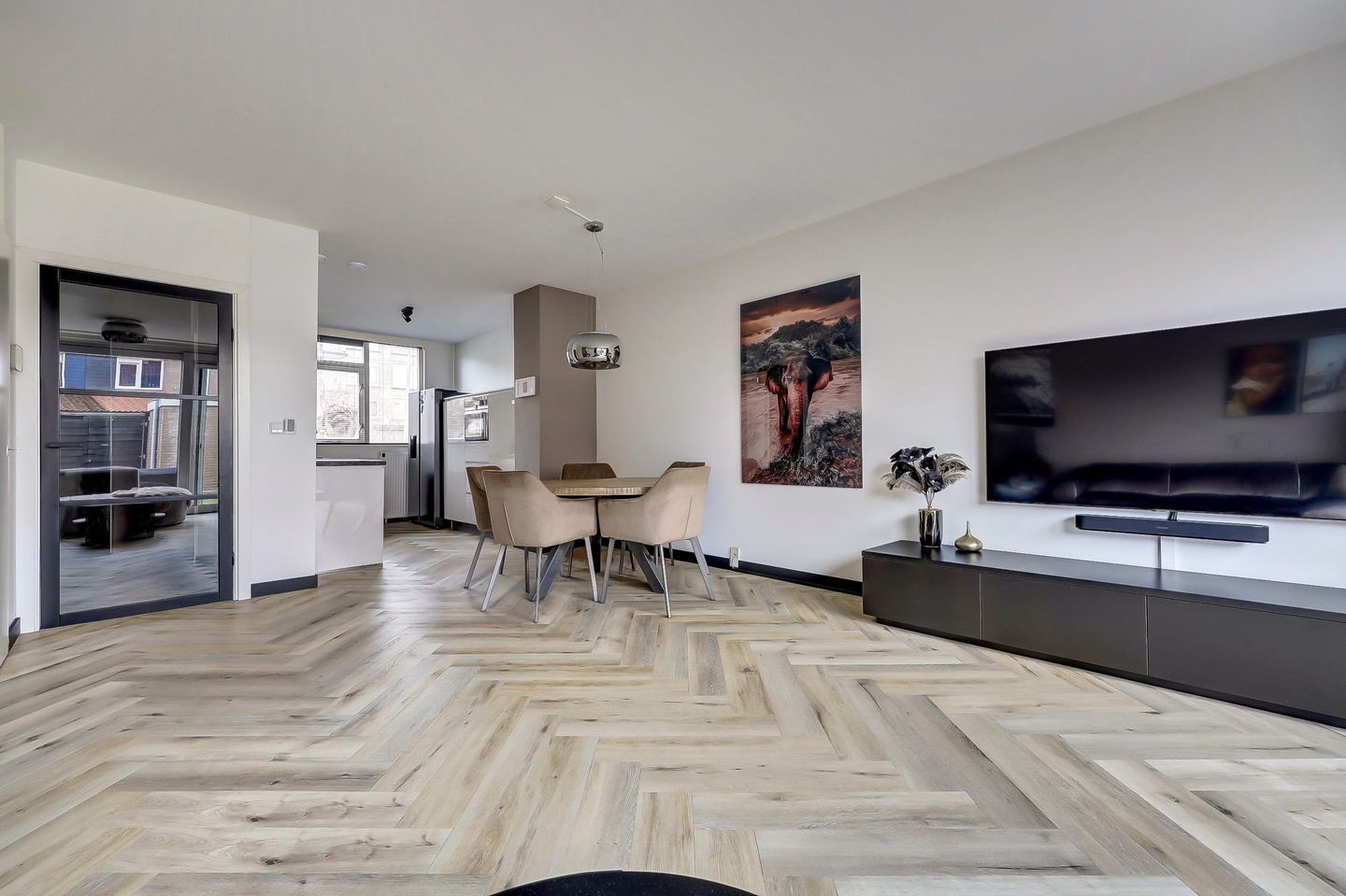 Photo 10 of Scherpgras 59