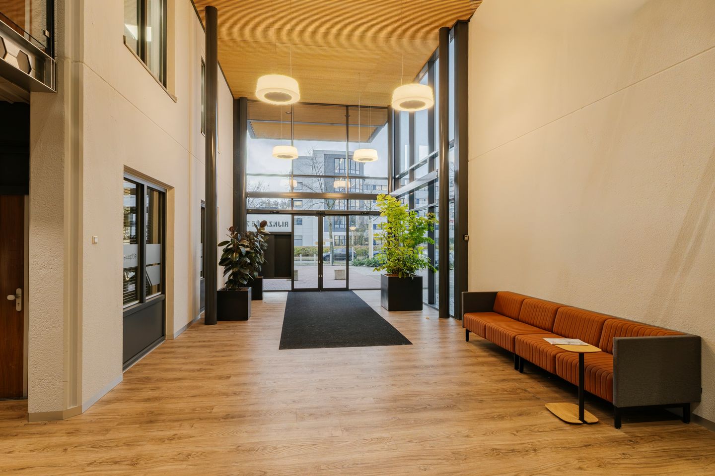 Bekijk foto 4 van Rijnzathe 7