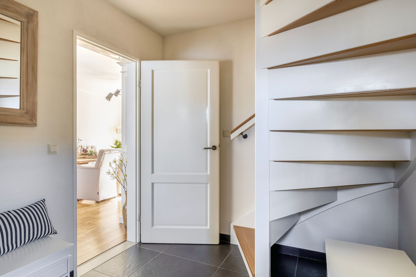 Photo 10 of Klampenmeet 25-A