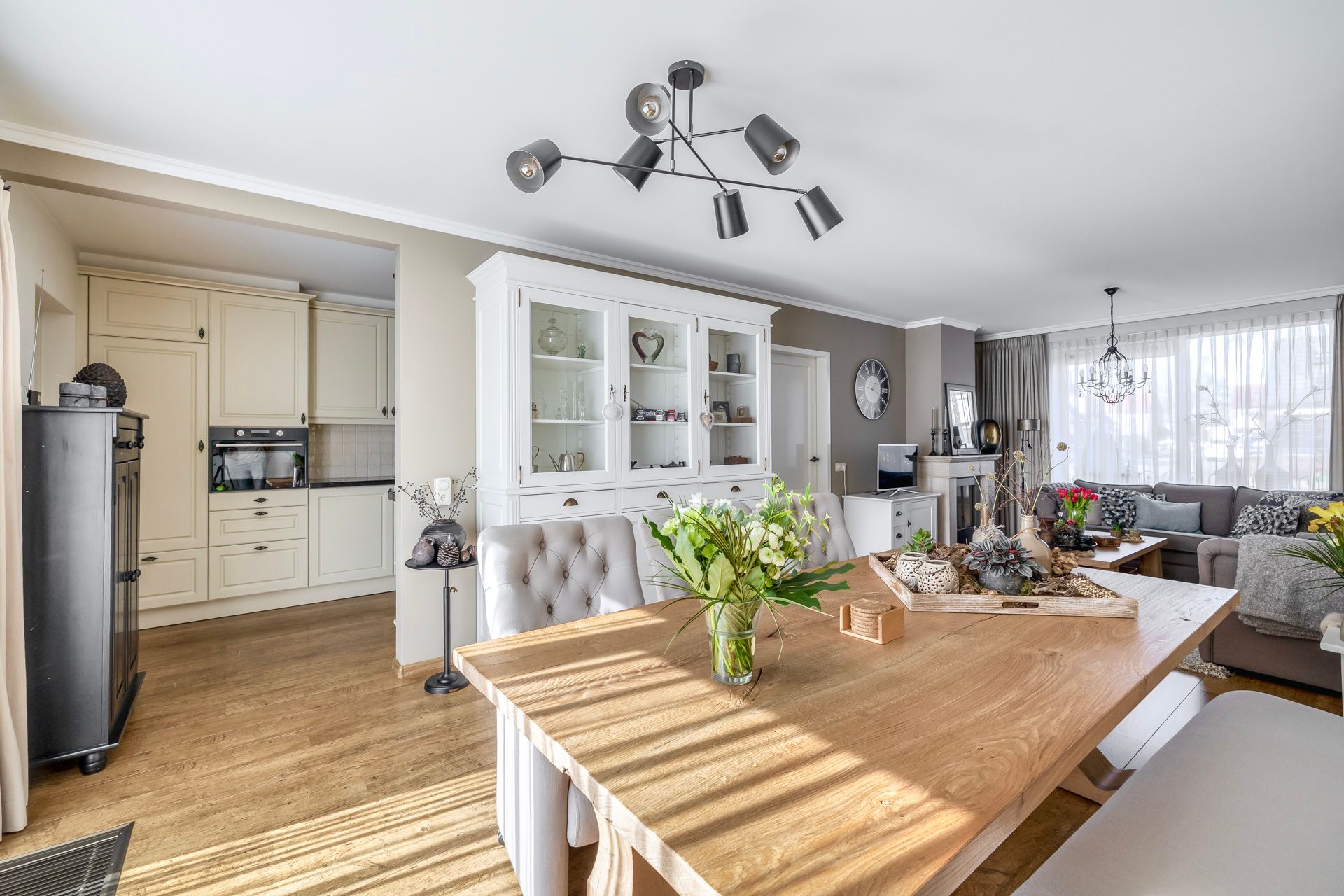 Photo 15 of Klampenmeet 25-A