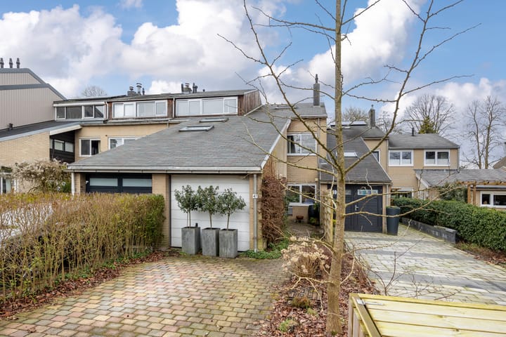 Photo 2 of Waarden 47