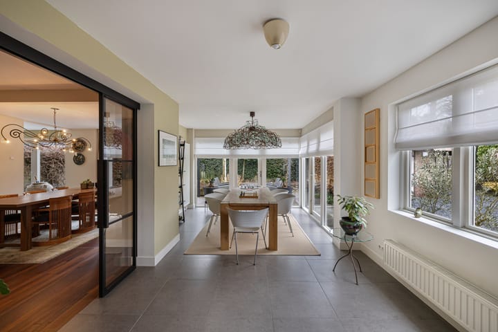 Twee-onder-één-kap te koop: Blaricummerstraat 145, Huizen