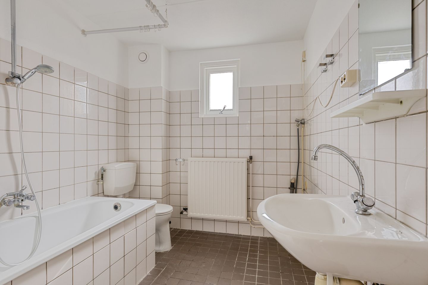 Photo 14 of Nieuwe Brouwerstraat 3