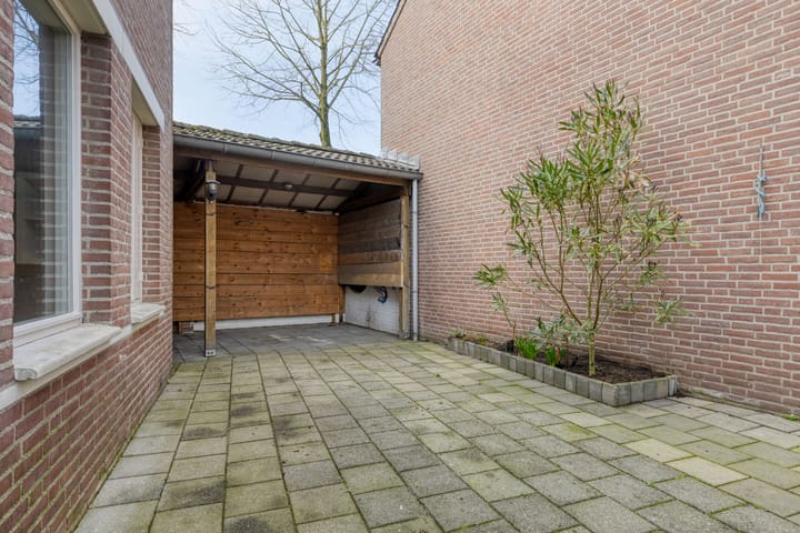 Photo 4 of Nieuwe Brouwerstraat 3