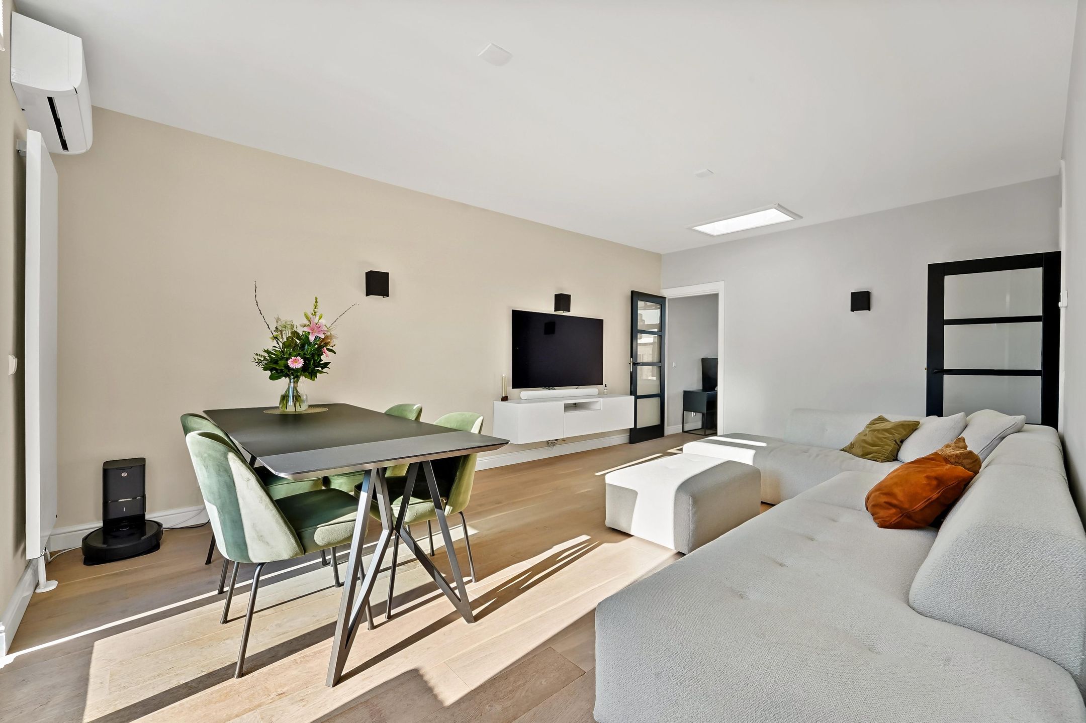 Photo 6 of Buijs Ballotstraat 12-A