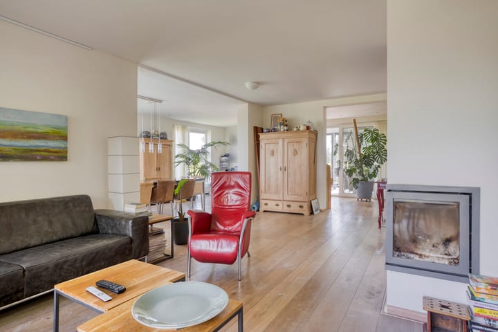 Vrijstaande woning te koop: Swifterringweg 15, Lelystad