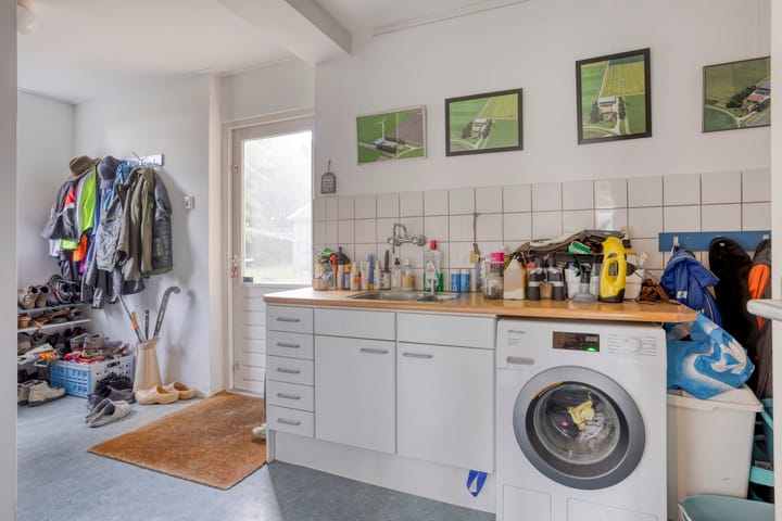 Vrijstaande woning te koop: Swifterringweg 15, Lelystad