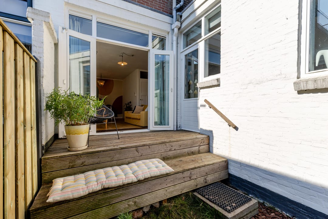 Photo 22 of Pieter de Hooghstraat 14-A