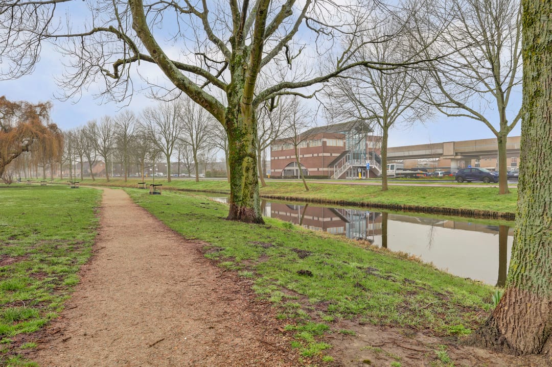 Photo 37 of Beverveen 296