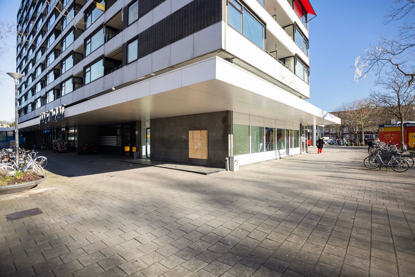 View photo 3 of Bentinckplein 127