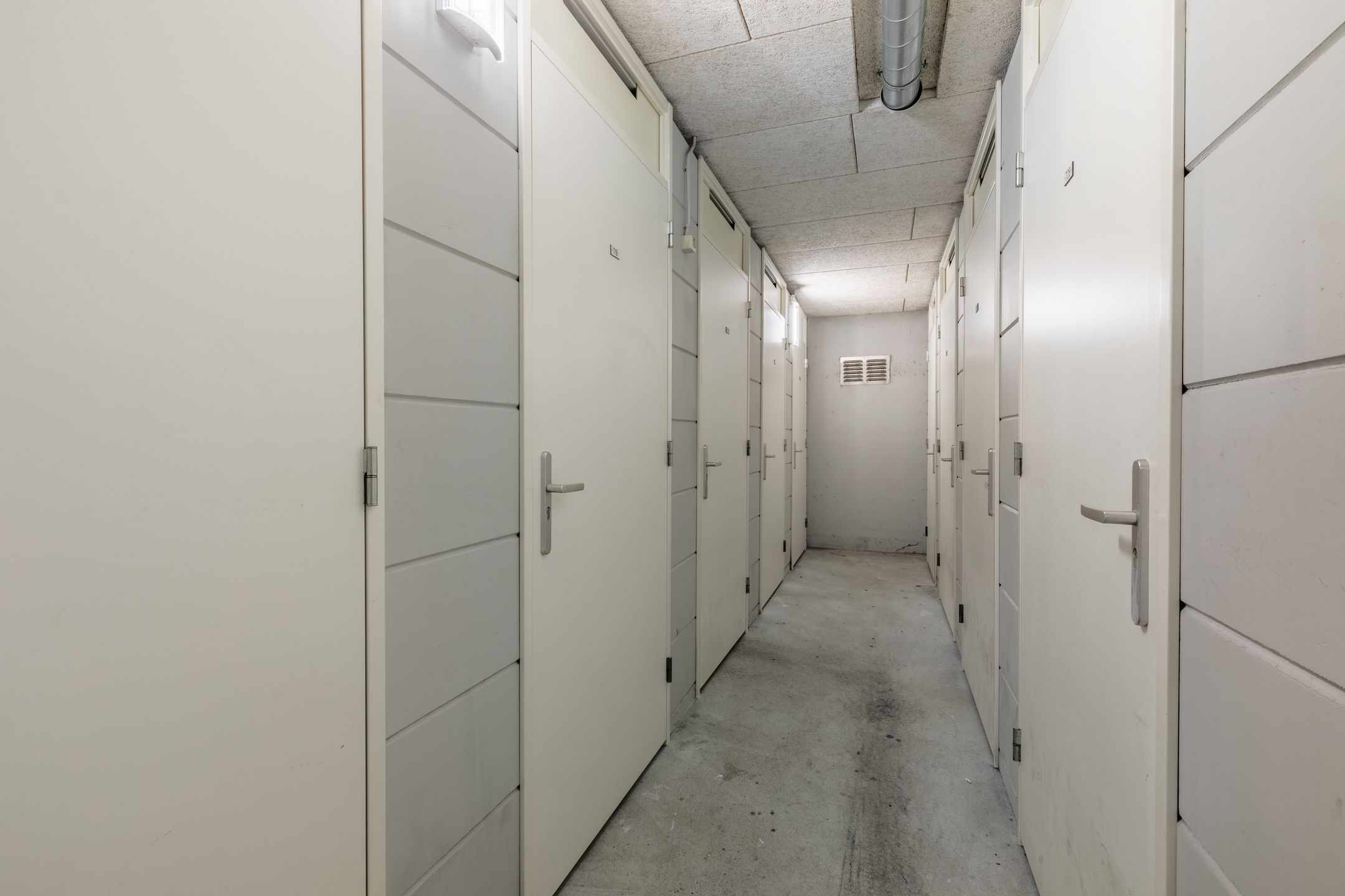 Photo 27 of Osdorper Ban 718