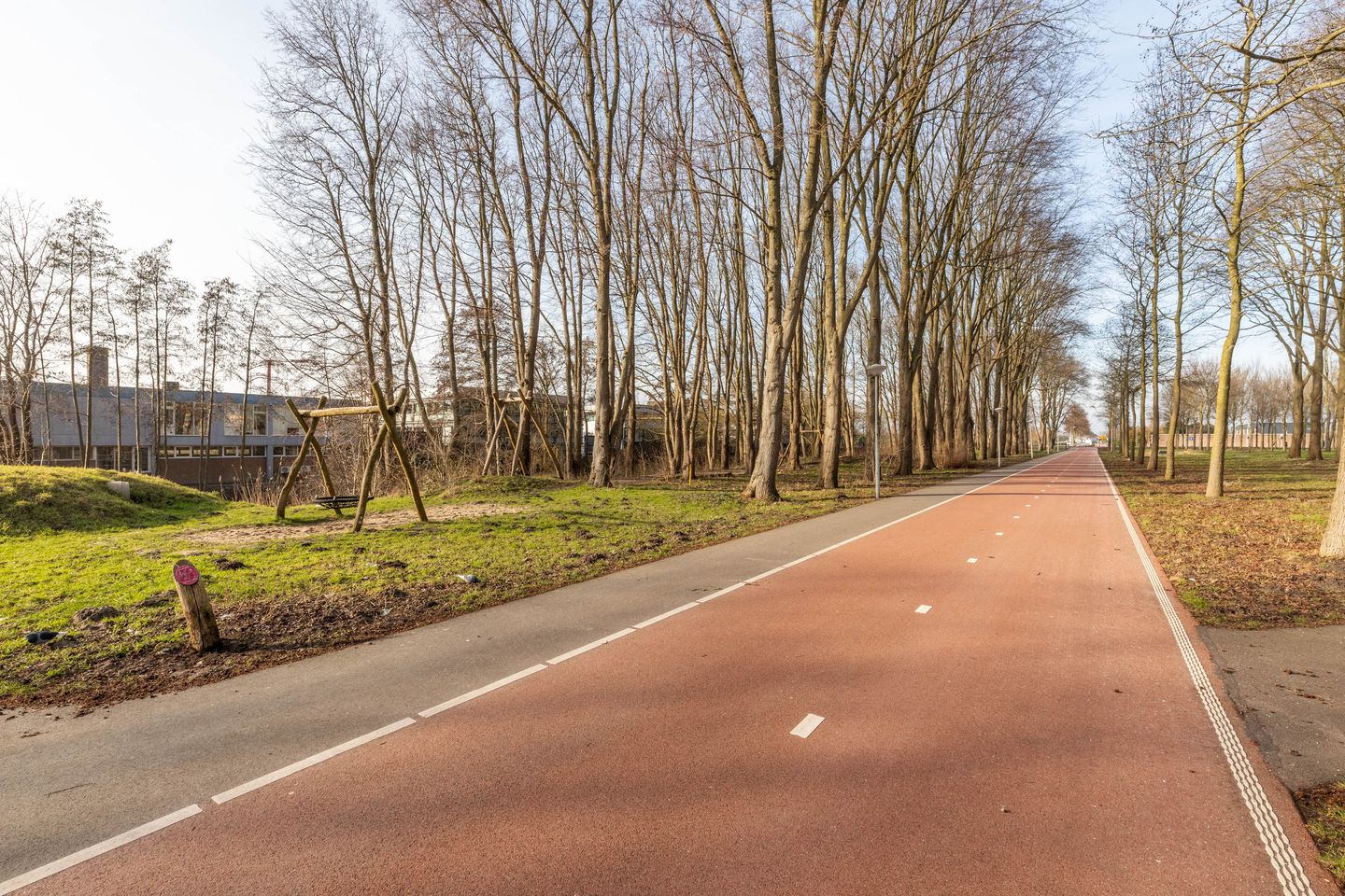 Photo 34 of Osdorper Ban 718