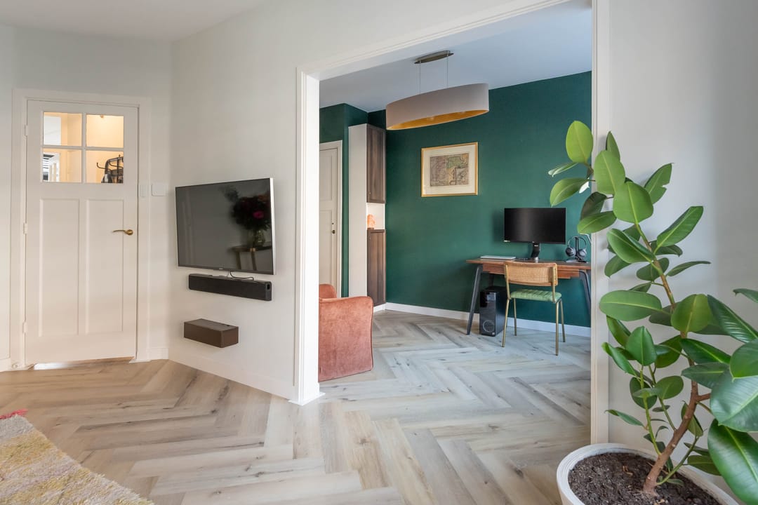 Photo 13 of Sassenheimstraat 53-2