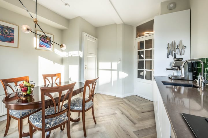 Foto 2 van Sassenheimstraat 53-2