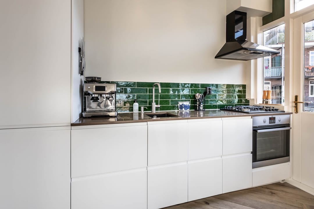 Photo 16 of Sassenheimstraat 53-2