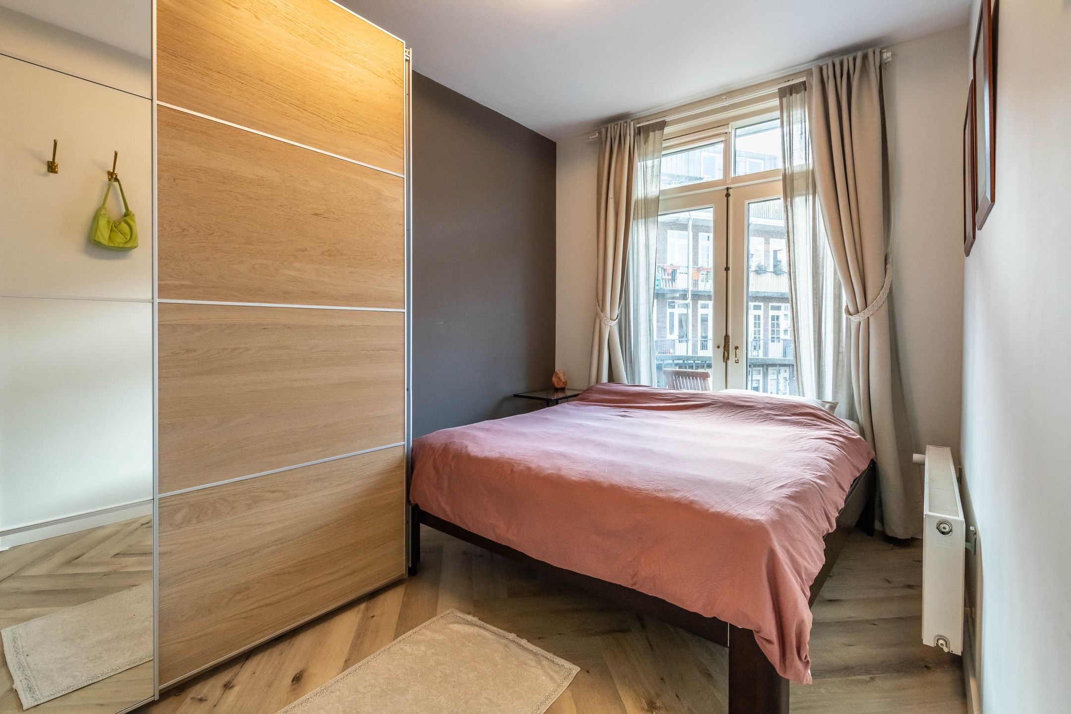 Photo 21 of Sassenheimstraat 53-2