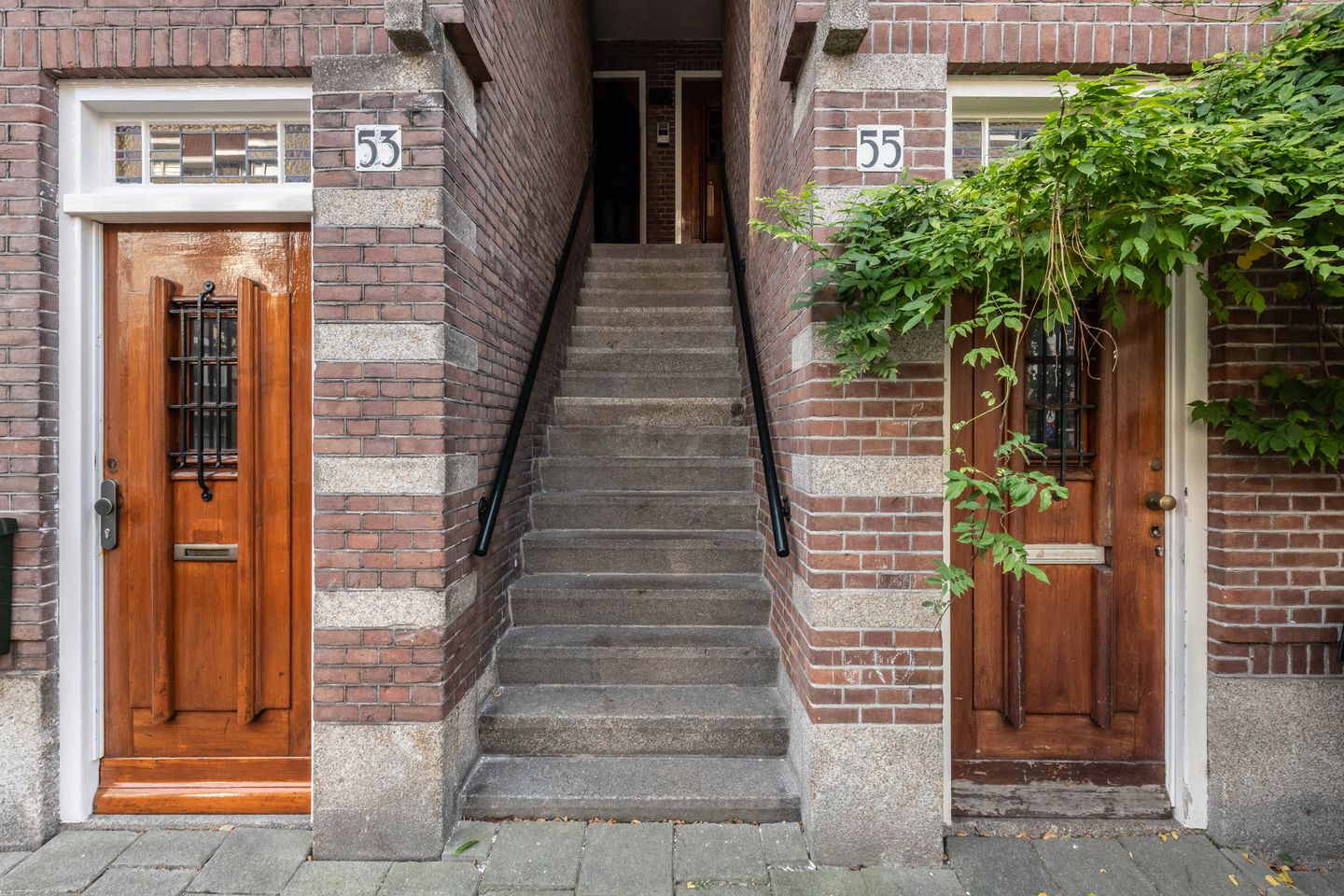 Photo 25 of Sassenheimstraat 53-2