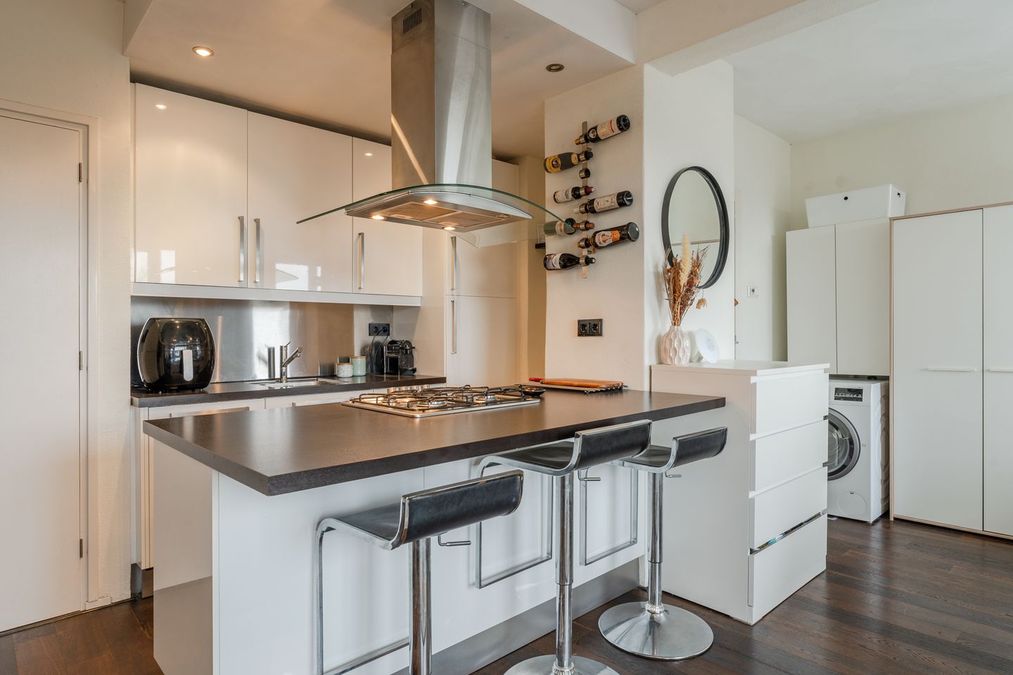 Photo 4 of Van Nijenrodeweg 128