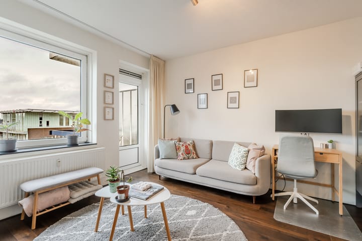 Photo 2 of Van Nijenrodeweg 128