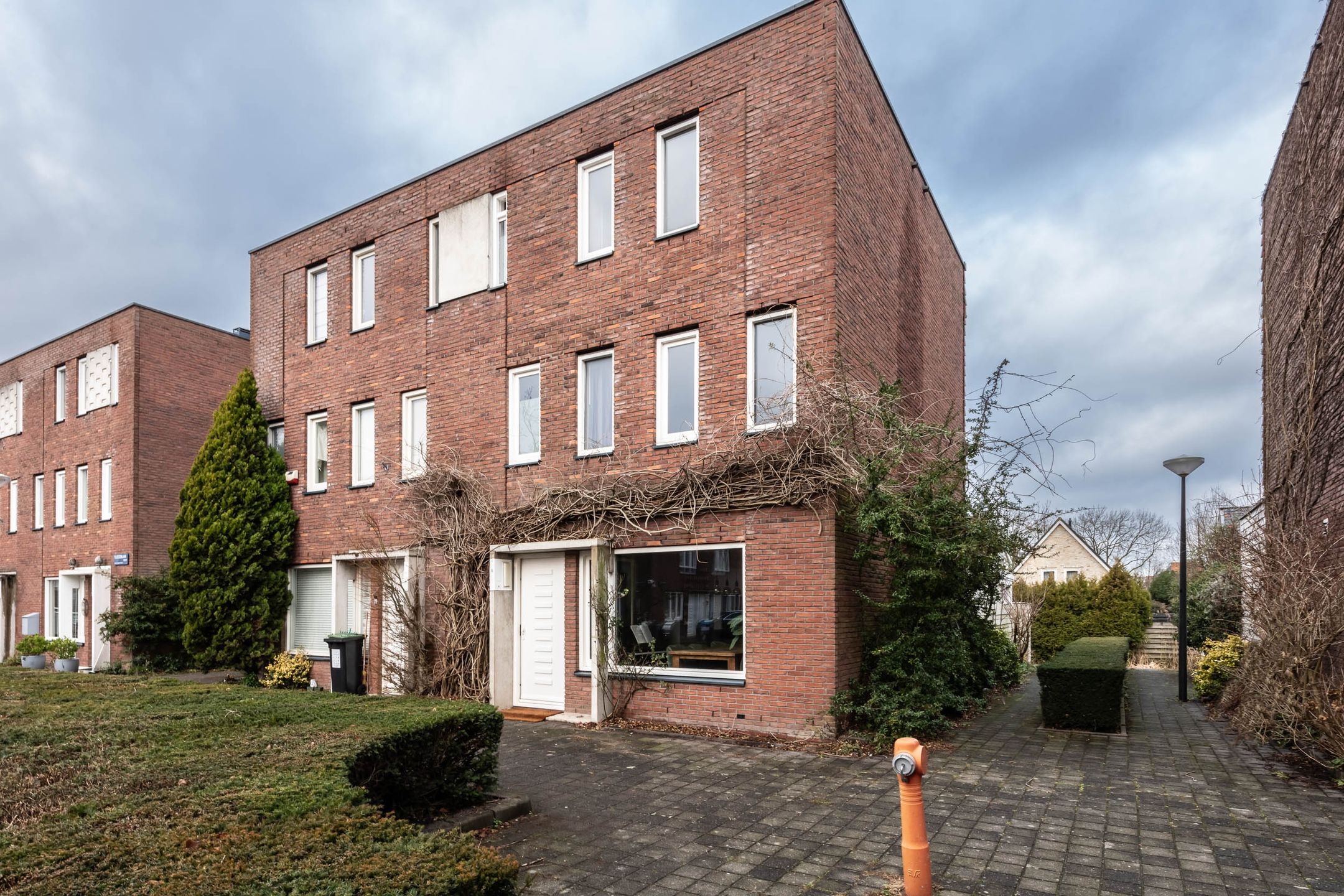 Foto 27 van Fluessenlaan 8