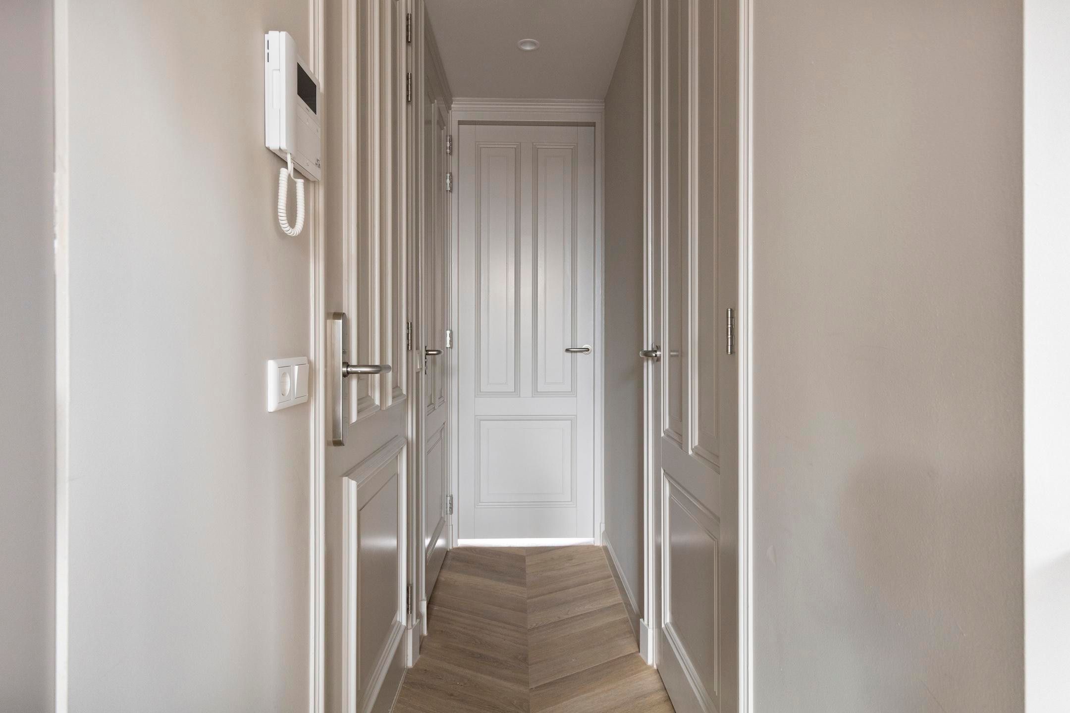 Foto 18 van Derde Helmersstraat 26-B