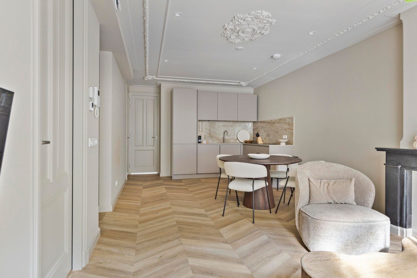 Foto 5 van Derde Helmersstraat 26-B