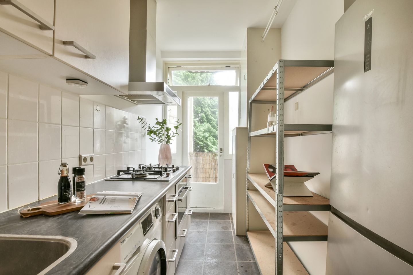 Foto 10 van Esmoreitstraat 40-2