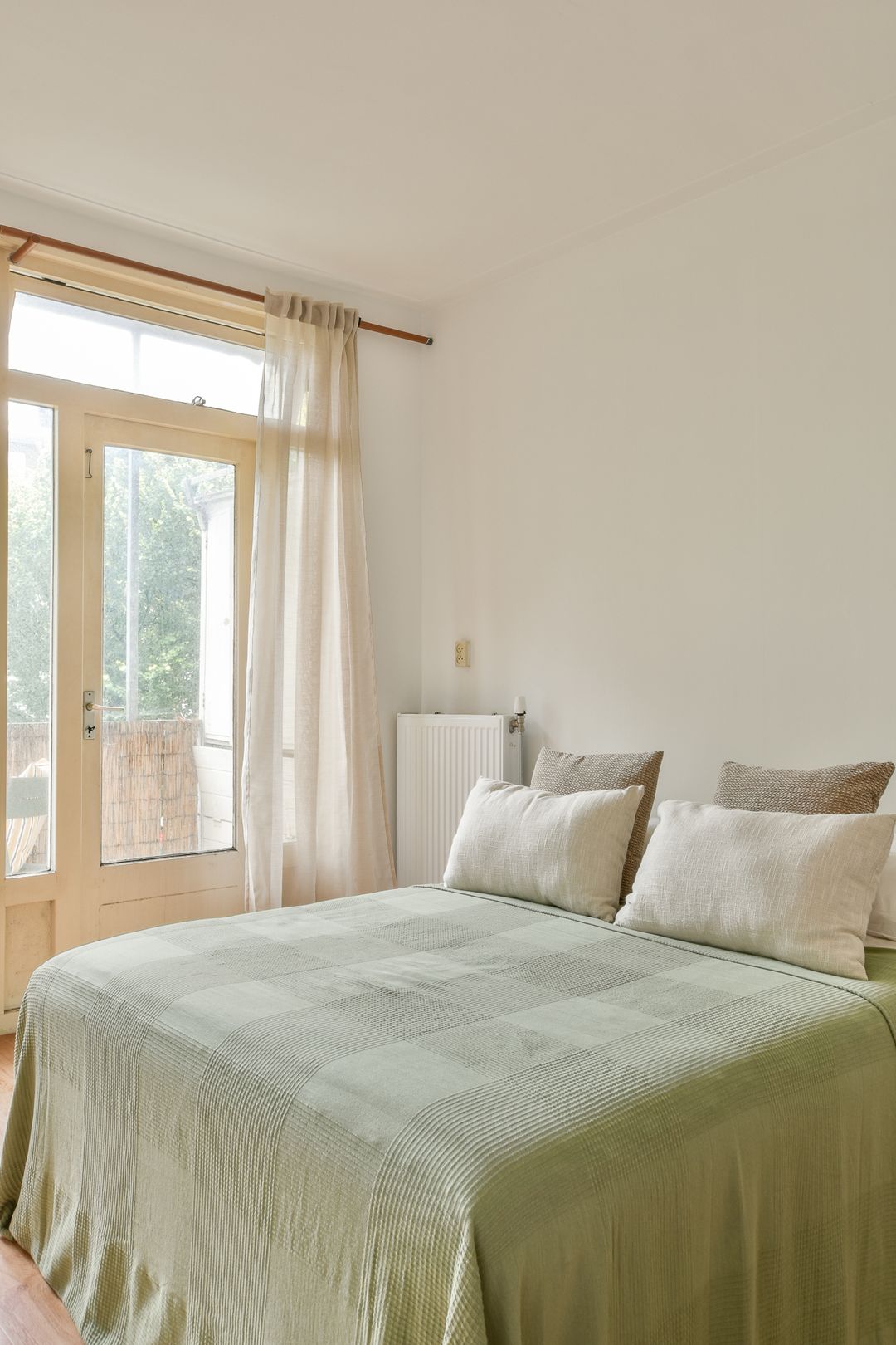 Foto 16 van Esmoreitstraat 40-2