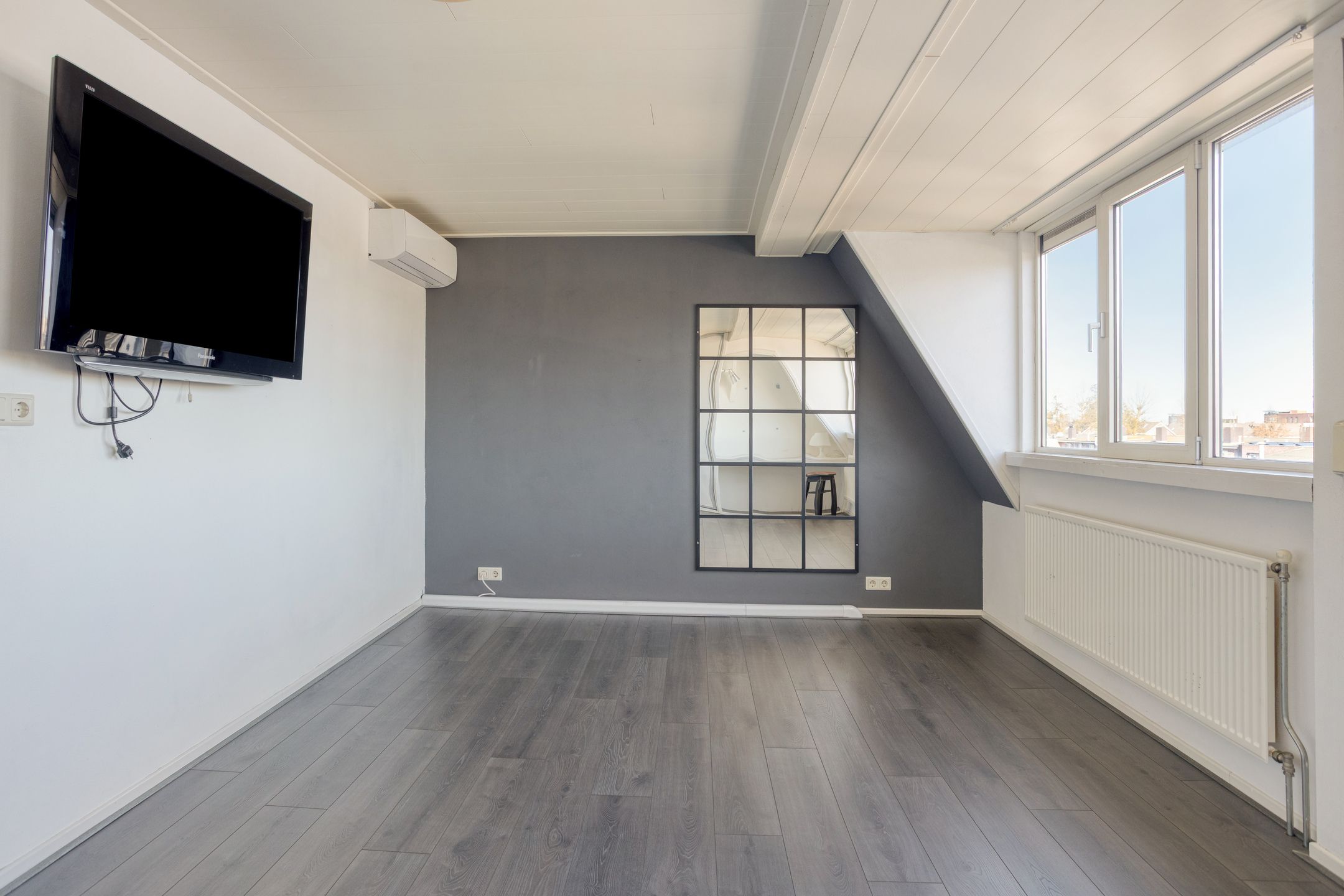 Photo 33 of St. Crispijnstraat 27