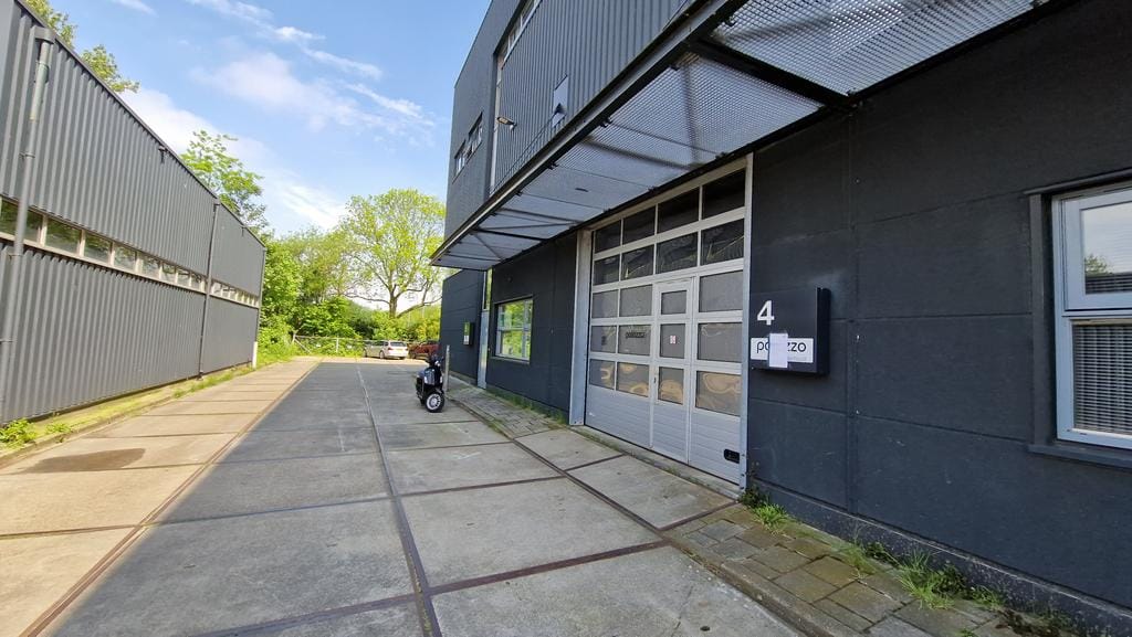 Bekijk foto 2 van Neutronstraat 7-4