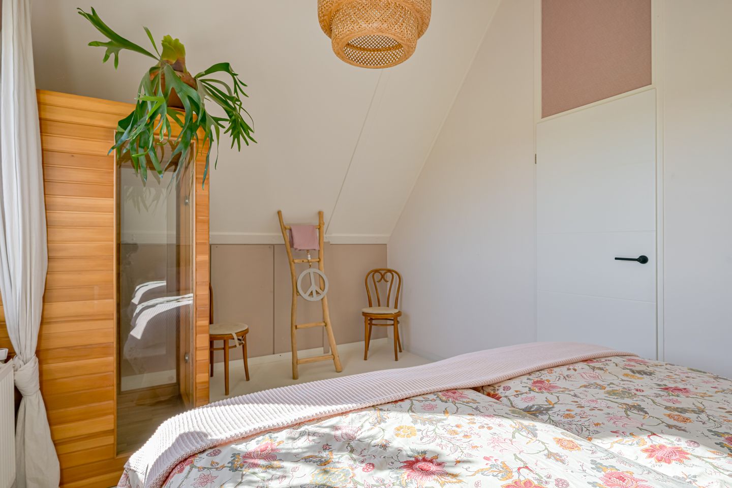 Foto 25 van Droge Wijmersweg 5-045