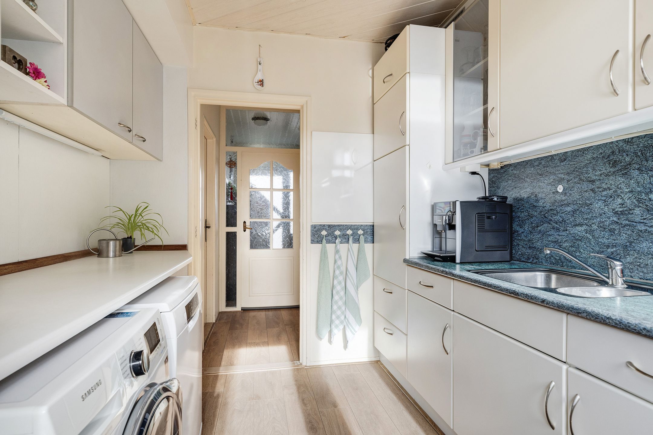 Photo 15 of Zwaluwenlaan 52