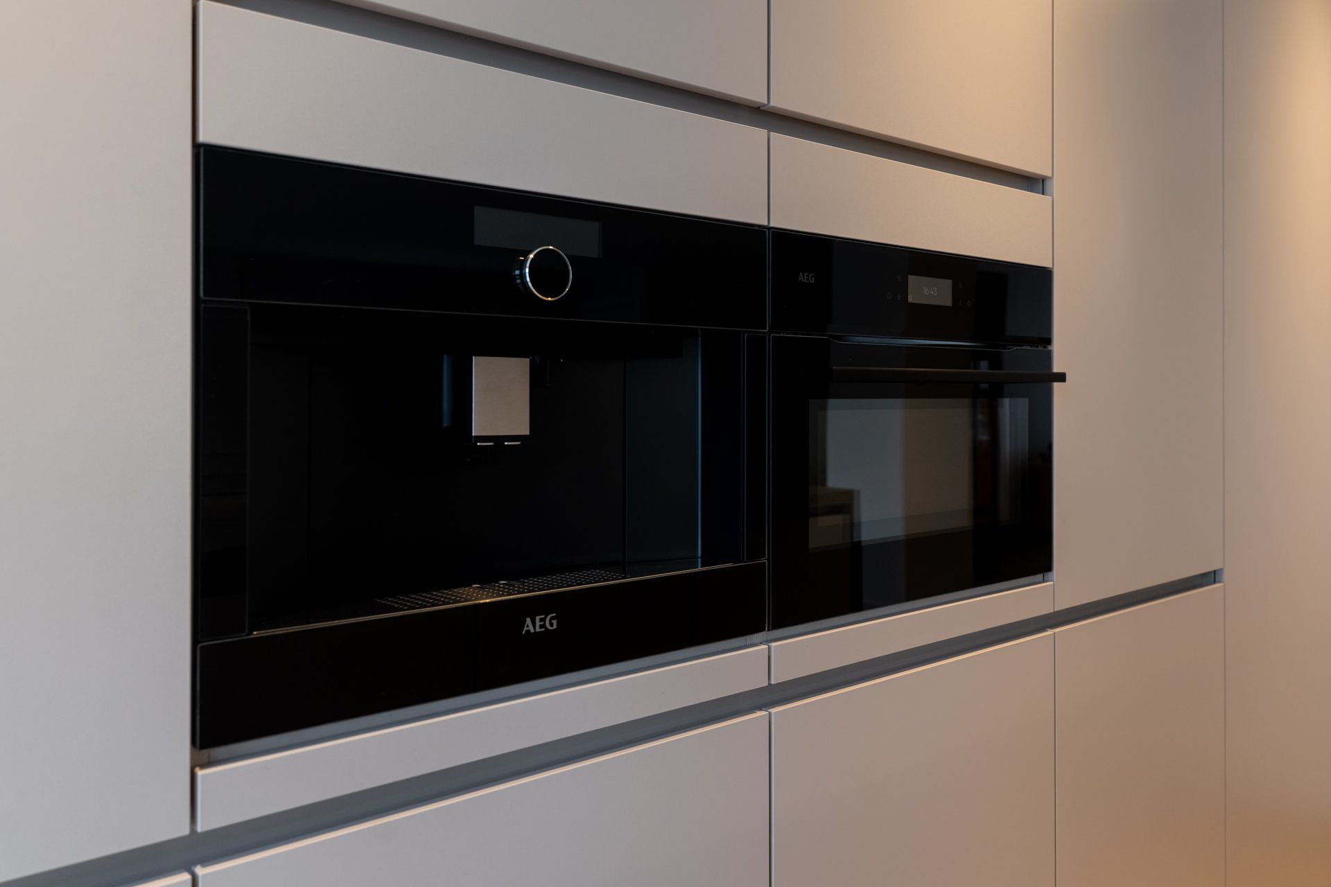 Photo 21 of Willibrorduslaan 81