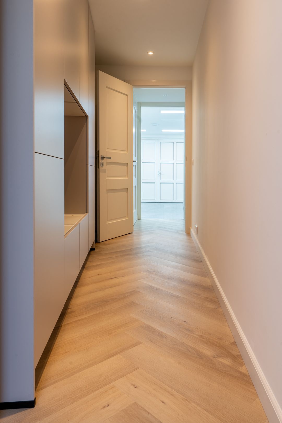 Photo 26 of Willibrorduslaan 81