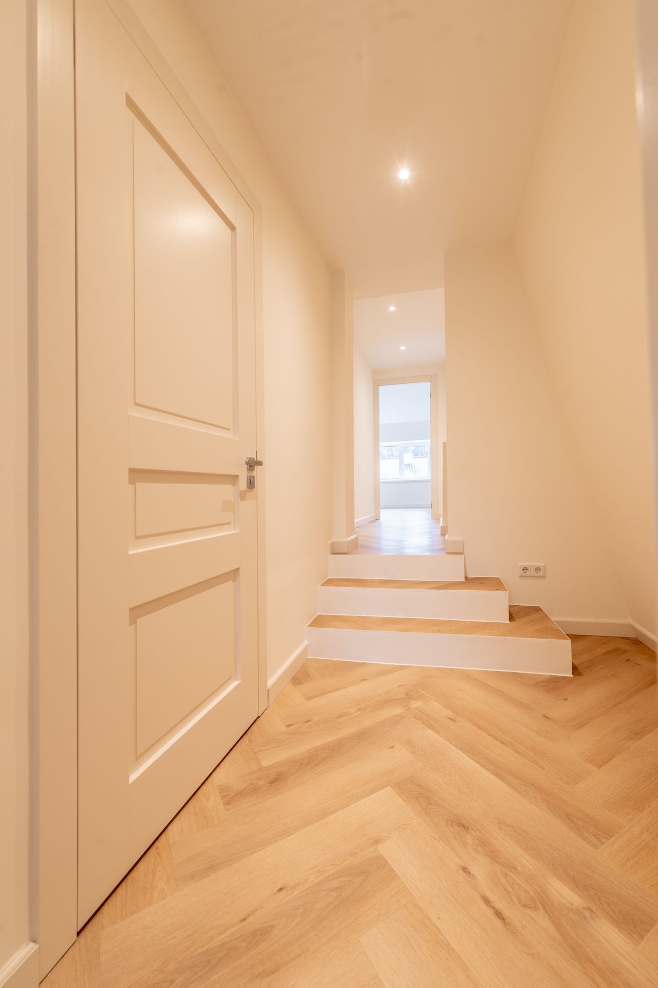 Photo 36 of Willibrorduslaan 81