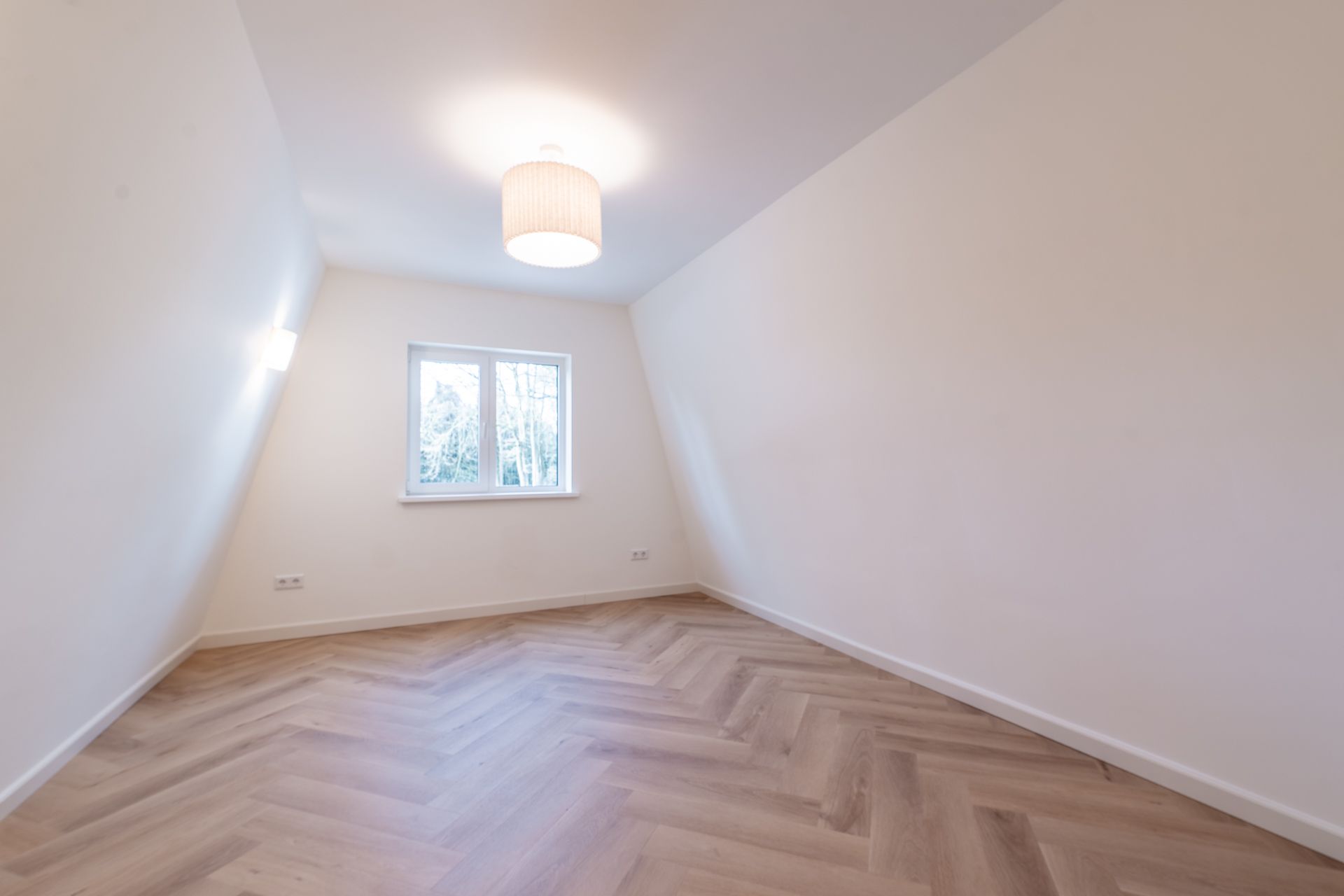 Photo 42 of Willibrorduslaan 81