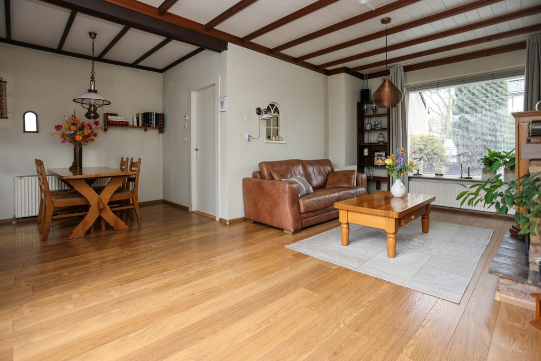 Foto 11 van Van Hoffenlaan 57