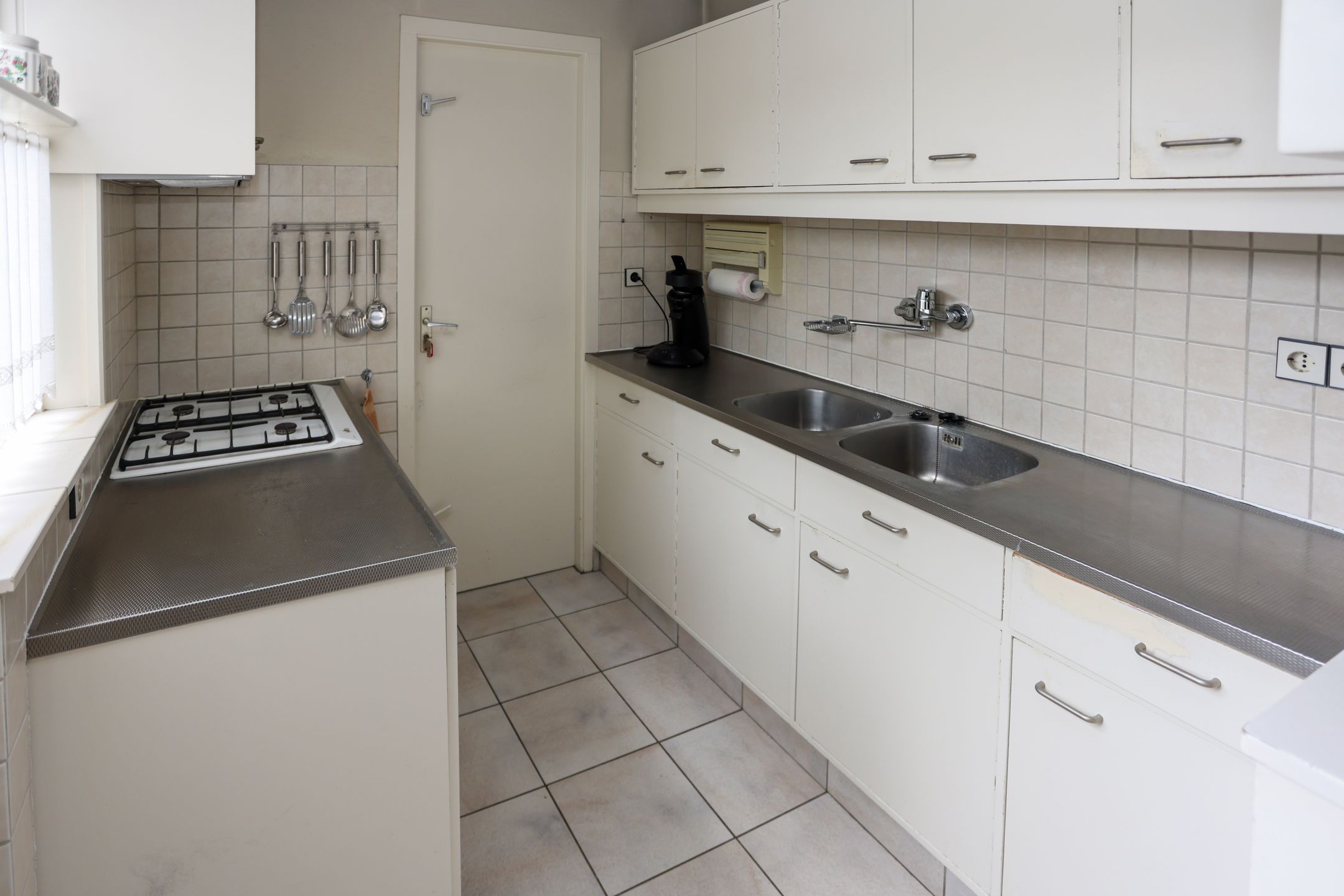 Foto 15 van Van Hoffenlaan 57