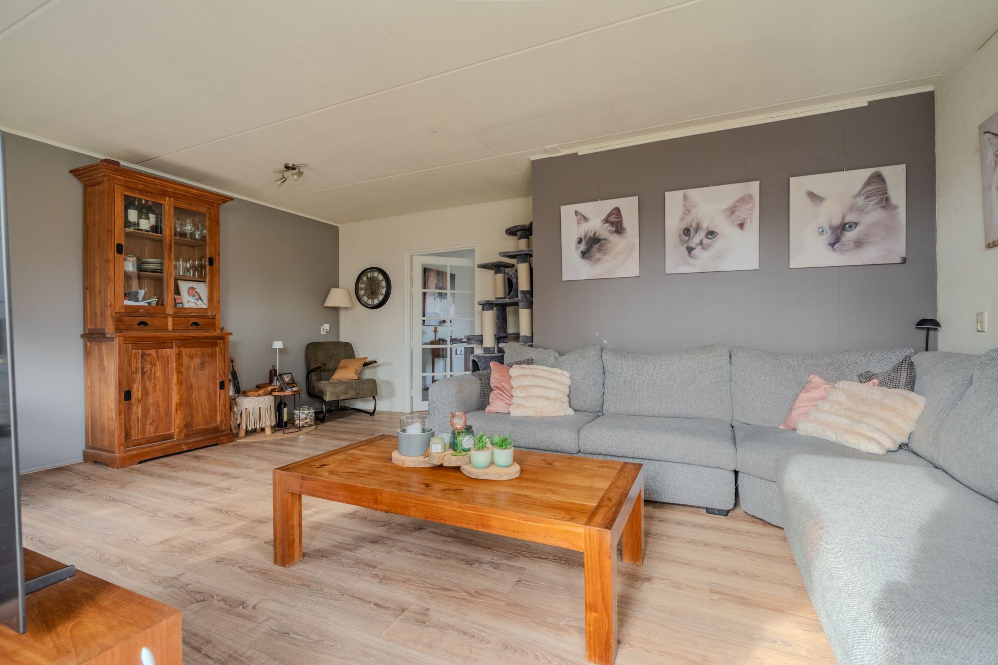 Photo 24 of Stuurboord 67