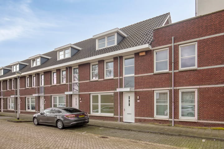 Photo 3 of Tournooistraat 33