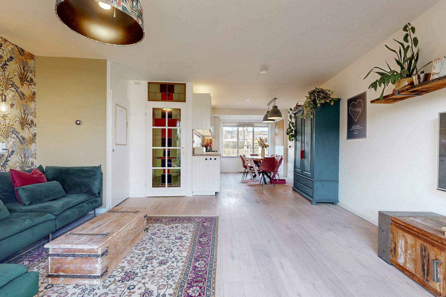 Photo 4 of Daslook 20