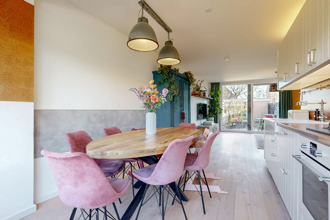 Photo 8 of Daslook 20