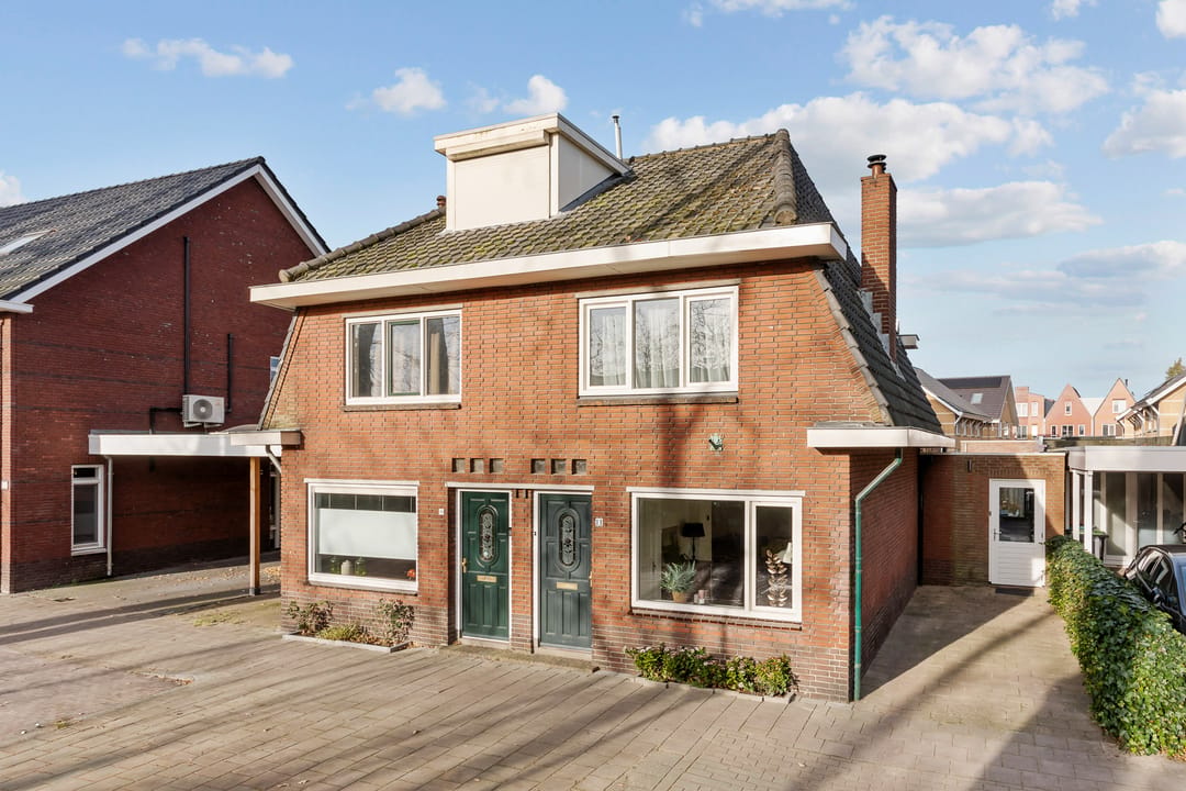 Photo 1 of Oosterstraat 11