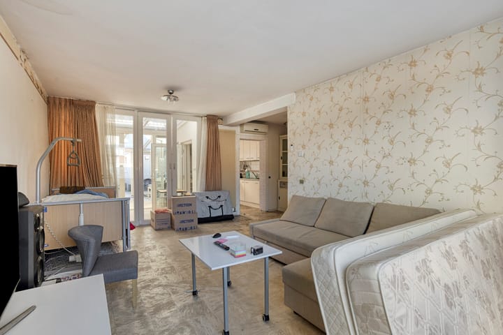 Photo 3 of Airbornelaan 45